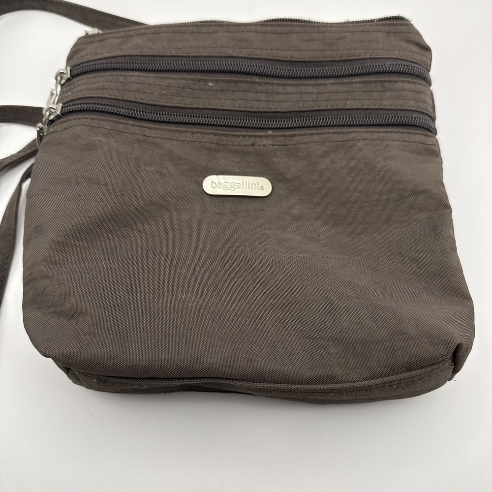 Baggallini Women's Crossbody Bag Brown Multi-Pocket Purse Carryall Accessory
